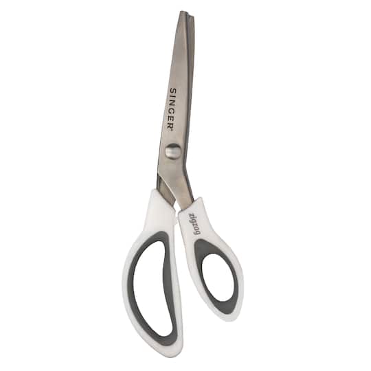 SINGER&#xAE; 9&#x22; Pinking Shears with Zigzag Pattern